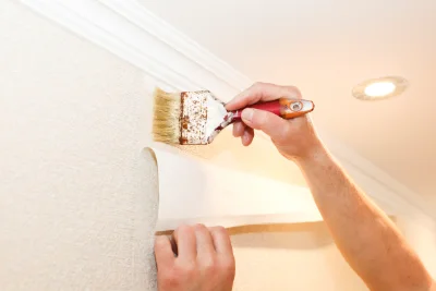 Pose de papier peint à Fauillet — revêtements muraux et toiles de verre